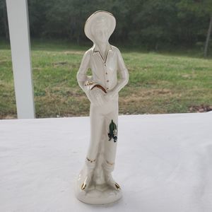 Celani Porcelain Figurine 8x 2 1/2 Colonial Man Holding Wheat Harvest And Sickle
